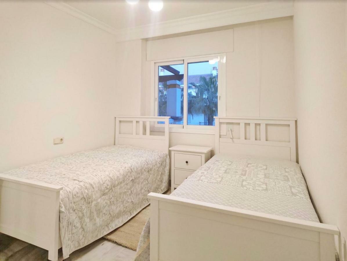 Apartment Dama De Noche - Puerto Banus- 2 Bedroom Marbella